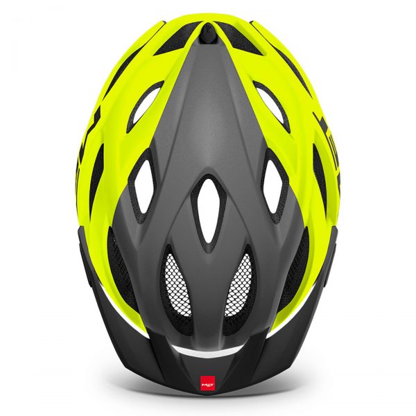 το Crossover είναι πλούσιο σε χαρακτηριστικά, όπως το ενσωματωμένο δίχτυ στους εμπρός αεραγωγούς, για να μην περνάνε έντομα μέσα στο κράνος.