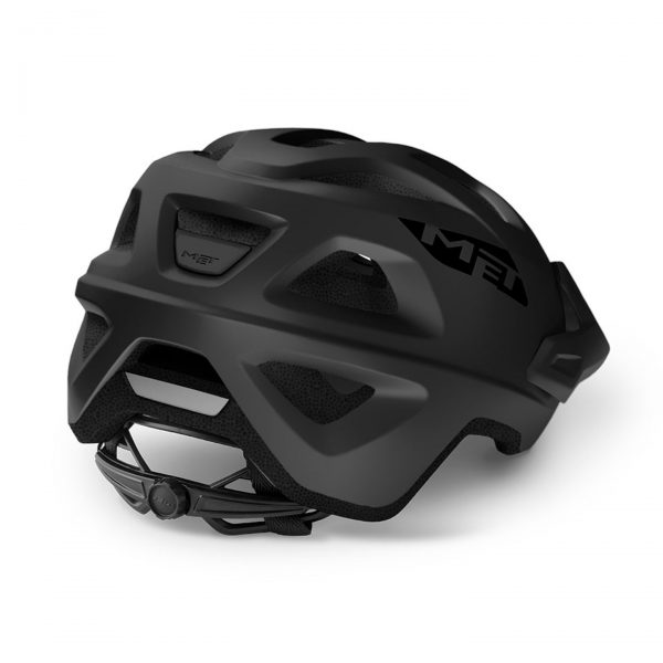 Κράνος_MET_Echo_Black_Matt_3a Το Echo δεν στερείται σε χαρακτηριστικά αν το συγκρίνουμε με άλλα πιο ακριβά κράνη.