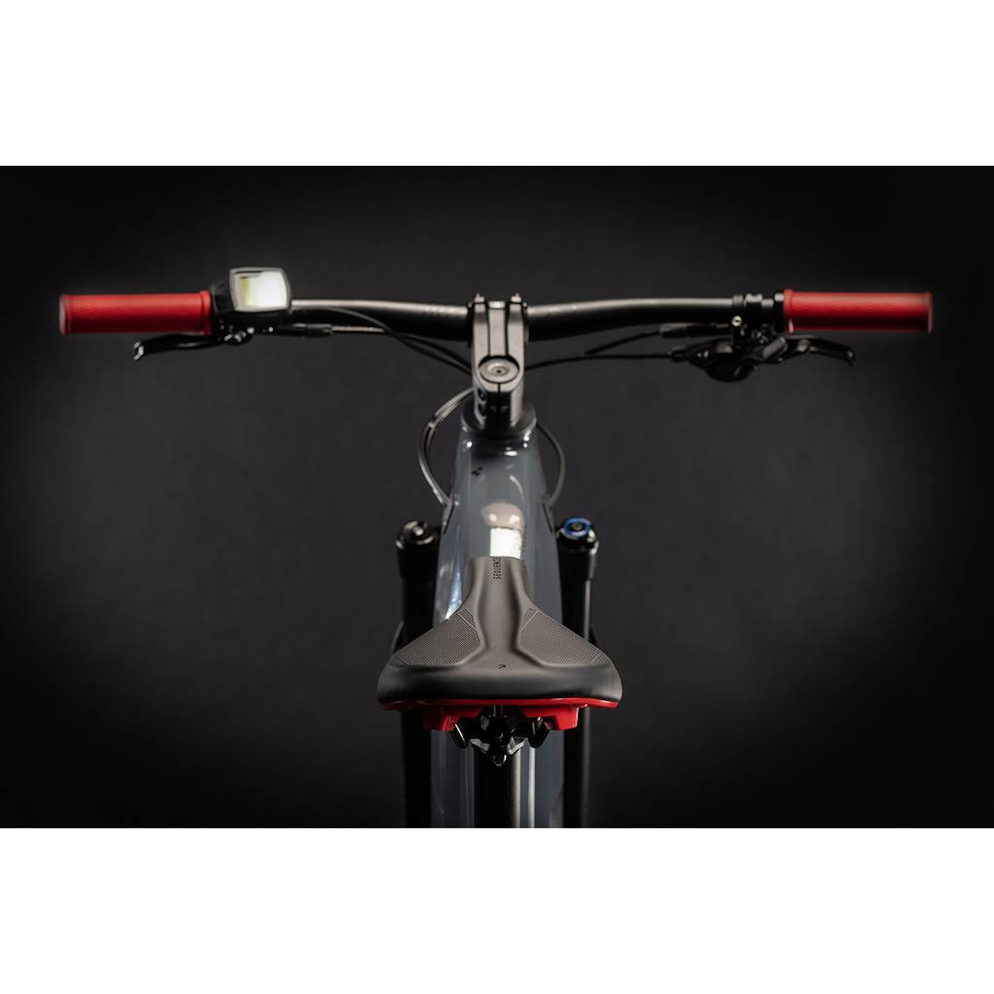 Cube reaction hybrid race 625 top 29 grey n red 2021