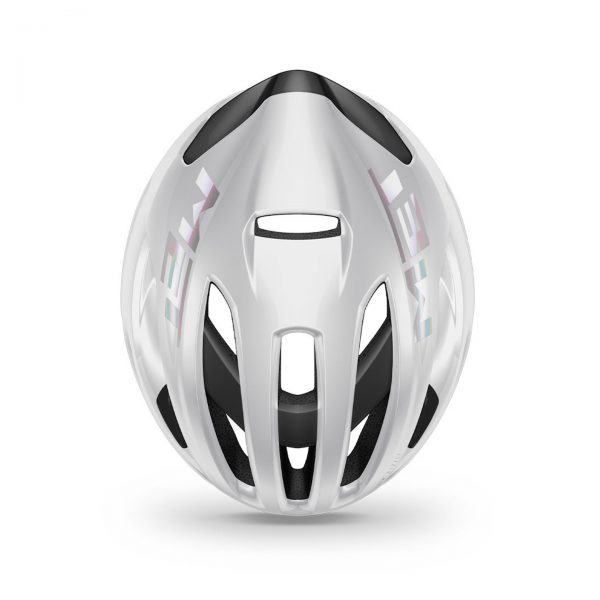 Με το Rivale στα 230gr βάρους έχουμε ένα αεροδυναμικό κράνος, με υψηλά επίπεδα ασφάλειας, σωστή εφαρμογή και όμορφο styling.