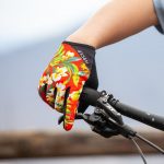 Η Handup έχει δημιουργήσει αυτά τα ποιοτικά γάντια, μόνο και μόνο για να τα λερώσεις.