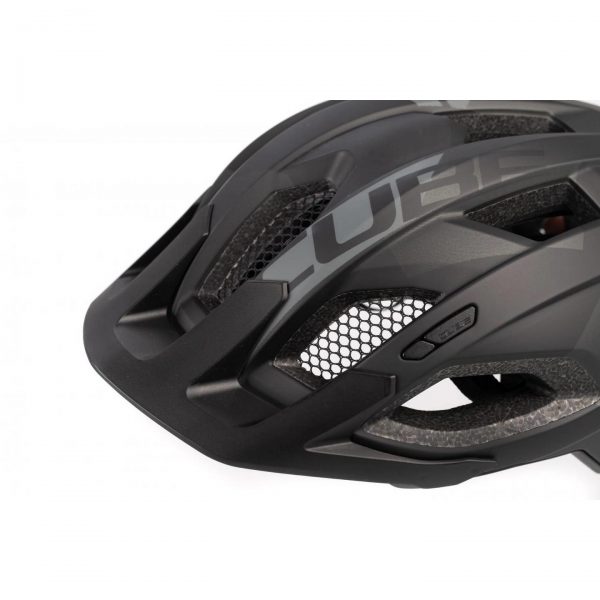 Κράνος_CUBE_Pathos_Black_n_Grey_3 Το Pathos της Cube είναι ένα εξαιρετικό κράνος για χρήση στο βουνό.