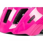 Το Fink της Cube είναι ένα κράνος για παιδιά και νεαρούς αναβάτες