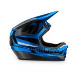 Το Legit είναι ένα κράνος, εφοδιασμένο με χαρακτηριστικά που έχουν εμπνευστεί από το αγωνιστικό τμήμα της Bluegrass.