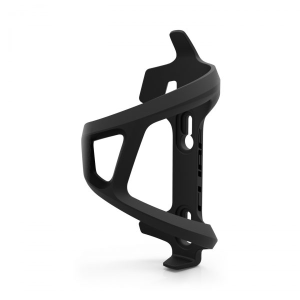 Παγουροθήκη_Cube_HPP_Black_n_Black_Left_Handed_1 Η πλάγια παγουροθήκη της Cube, κατασκευασμένη από πλαστικό, κατάλληλη για πλαίσια ποδηλάτου που έχουν πολύ περιορισμένο χώρο