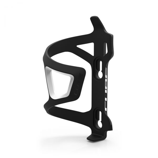 Παγουροθήκη_Cube_HPP_Black_n_White_1 Η πλάγια παγουροθήκη της Cube, κατασκευασμένη από πλαστικό, κατάλληλη για πλαίσια ποδηλάτου που έχουν πολύ περιορισμένο χώρο
