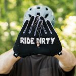 Η Αμερικάνικη Handup κατασκευάζει τα πιο ποιοτικά και Funky γάντια της αγοράς!