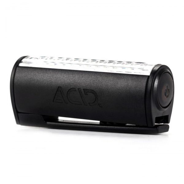 Σετ_Φώτα_Ποδηλάτου_Acid_LED_Light_HPA_2 Και τα δύο φώτα είναι επαναφορτιζόμενα και δεν χρειάζονται μπαταρίες μιας χρήσης, παρέχουν 6 modes φωτισμού και strap σιλικόνης με ενσωματωμένο κλιπ.