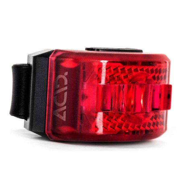 Σετ_Φώτα_Ποδηλάτου_Acid_Light_Set_Pro_30_5 Και τα δύο φώτα είναι επαναφοτριζόμενα και δεν χρειάζονται μπαταρίες μιας χρήσης.