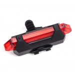 Τα φώτα είναι αδιάβροχα και τοποθετούνται πολύ εύκολα χάρις στα strap σιλικόνης τους.