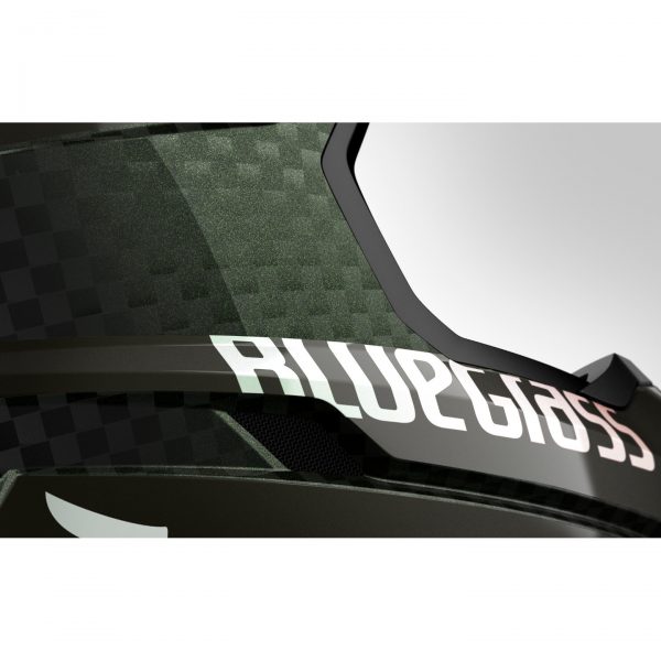 Κράνος_Bluegrass_Legit_Carbon_Tropic_Sunrise_Glossy_9 Το Legit είναι ένα κράνος, εφοδιασμένο με χαρακτηριστικά που έχουν εμπνευστεί από το αγωνιστικό τμήμα της Bluegrass.