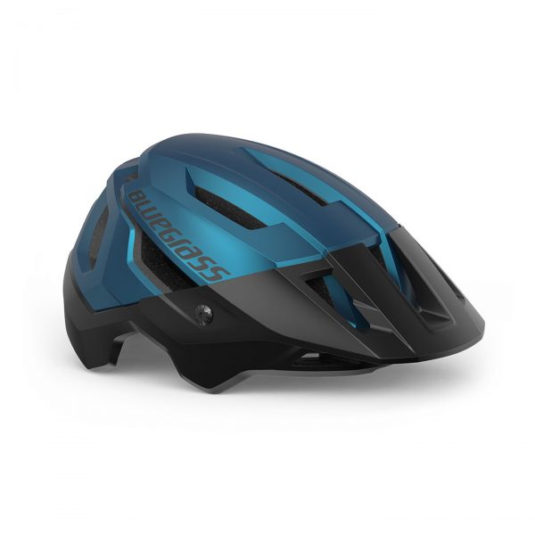 Κράνος_Bluegrass_Rogue_Teal_Blue_Metallic_Matt_1 το Rogue μπορεί να χαρακτηριστεί Enduro Specific!