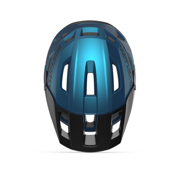 Κράνος_Bluegrass_Rogue_Teal_Blue_Metallic_Matt_4 το Rogue μπορεί να χαρακτηριστεί Enduro Specific!