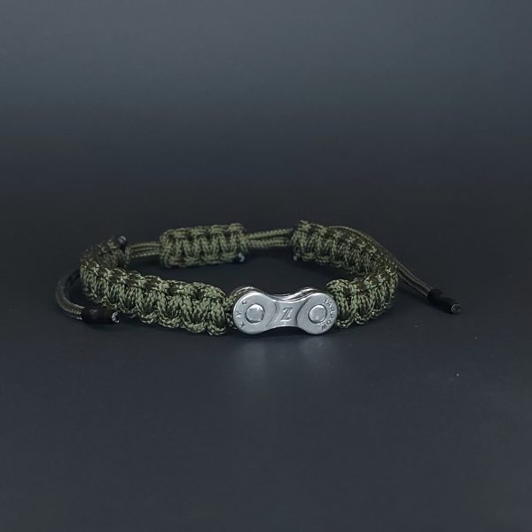 Βραχιόλι_Chain_Link_Grey_Chaki_1 Τα βραχιόλια Chain Link είναι το τέλειο δώρο για έναν ποδηλάτη.