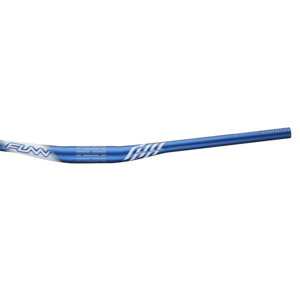 Τιμόνι_Funn_FULL_ON_318mm_Rise_15mm_785mm_8Back_55Up_Blast_Blue_1 Το Full On της Funn είναι ένα τιμόνι με χαρακτηριστικά του high-spec Kingpin, παρουσιασμένο σε ένα οικονομικό πακέτο από AL6061 αλουμίνιο.